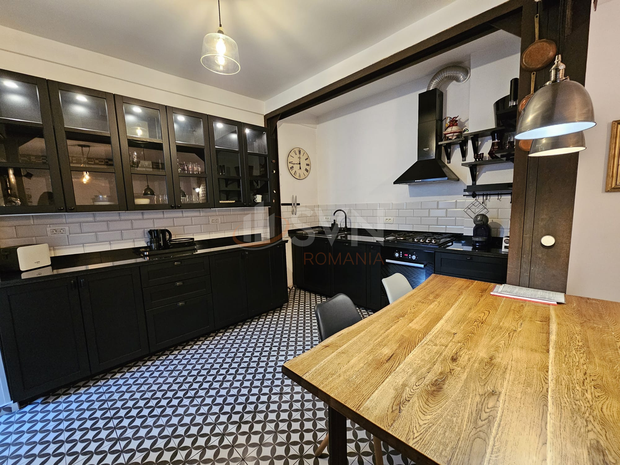 Apartament, 4 camere Bucuresti/Piata Victoriei