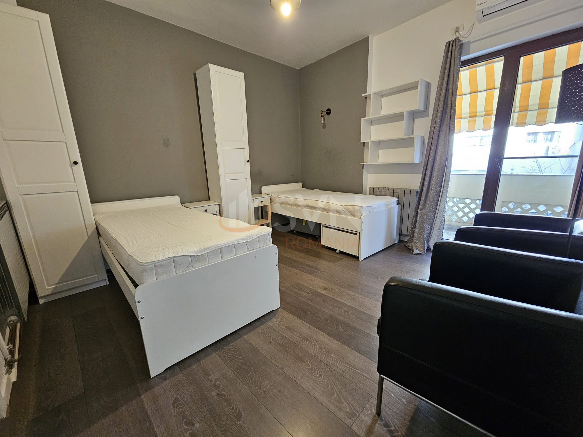 Apartament, 4 camere Bucuresti/Piata Victoriei