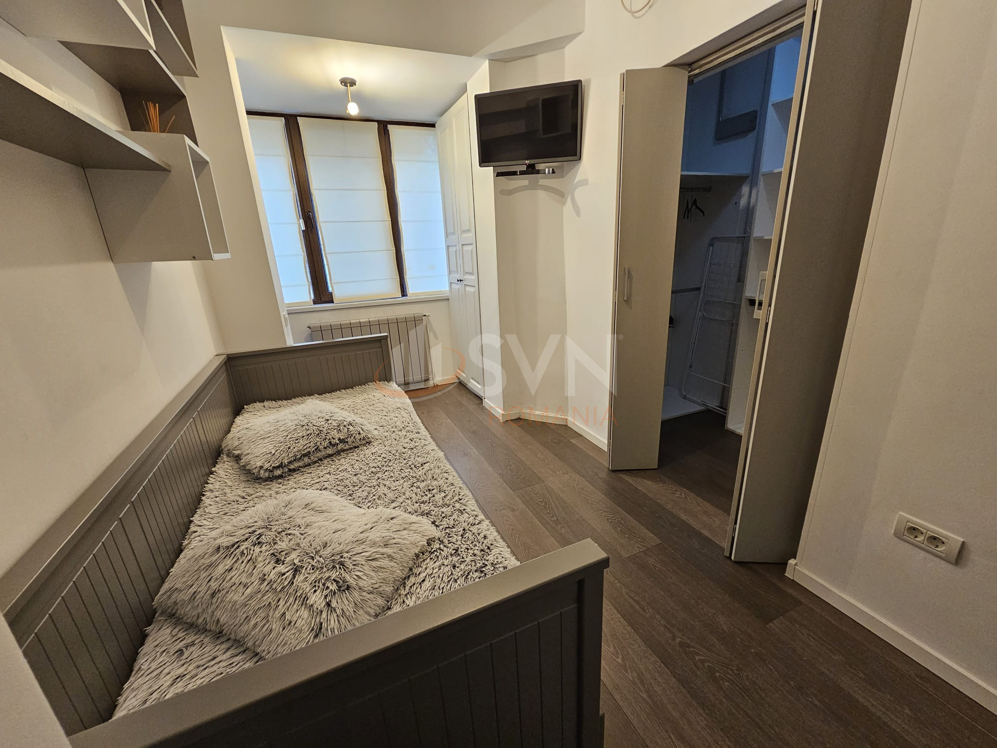 Apartament, 4 camere Bucuresti/Piata Victoriei