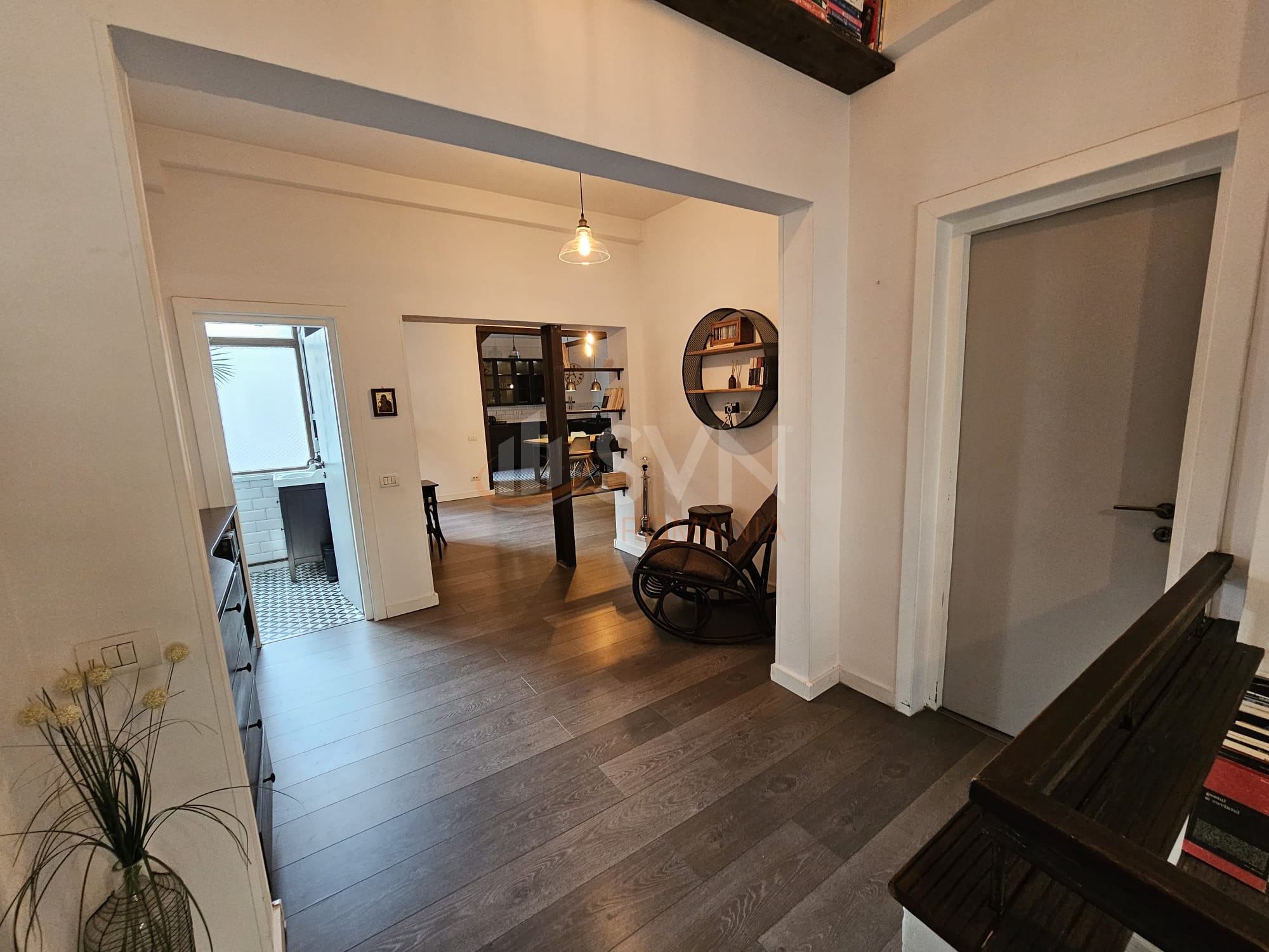 Apartament, 4 camere Bucuresti/Piata Victoriei