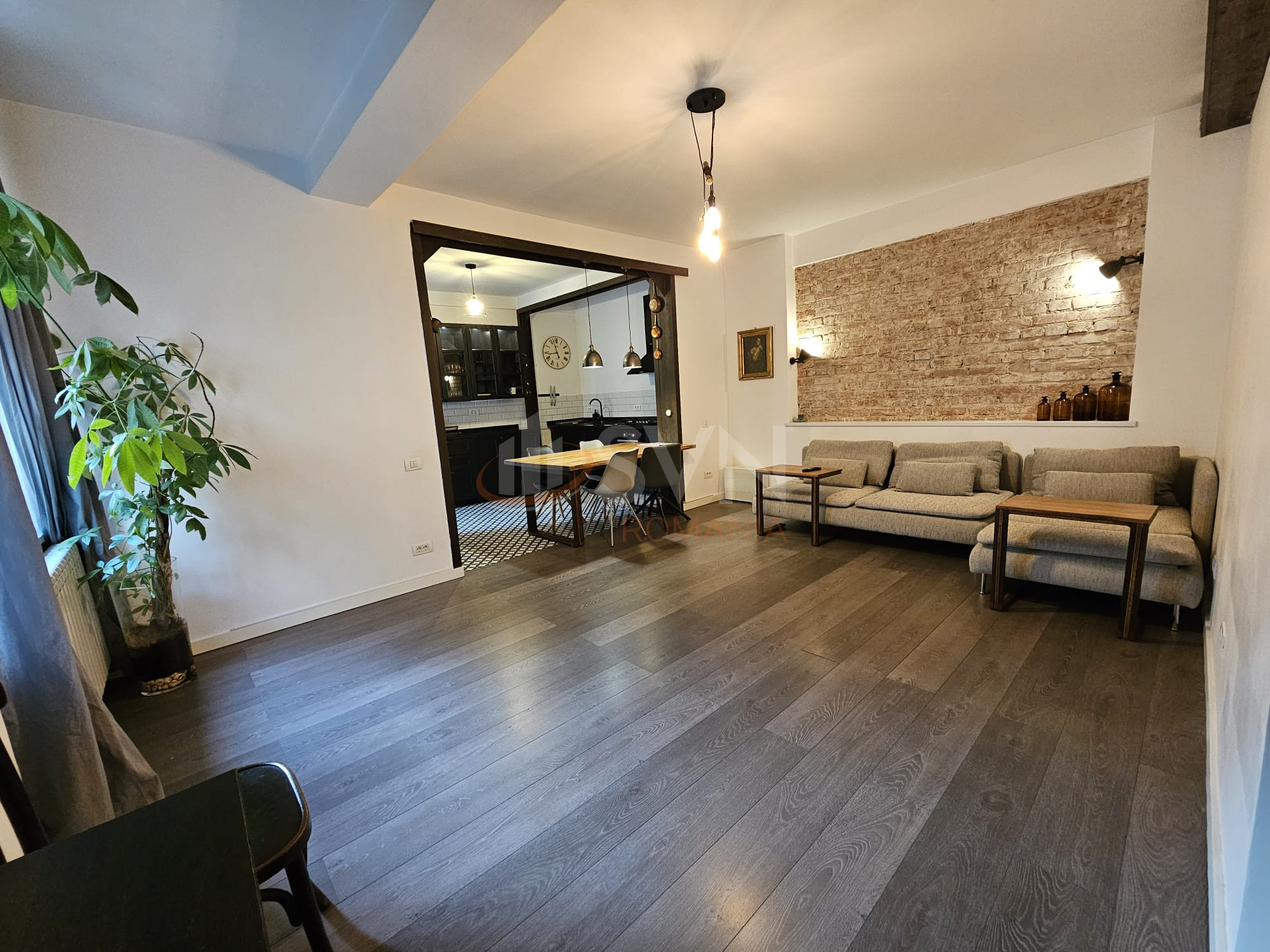 Apartament, 4 camere Bucuresti/Piata Victoriei