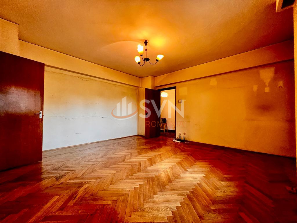 Apartament, 4 camere Bucuresti/Calea Victoriei