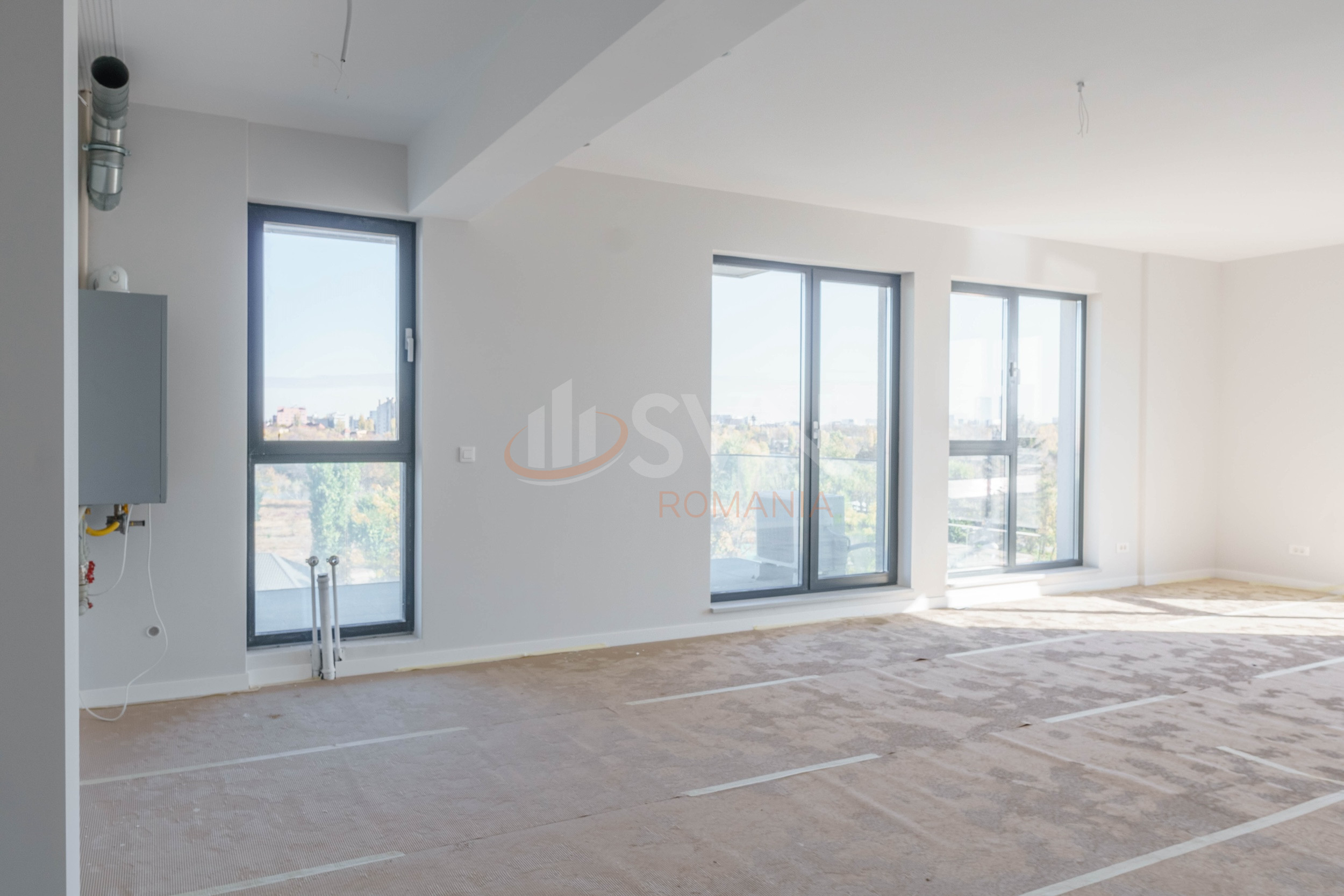 Apartament, 4 camere Bucuresti/Straulesti