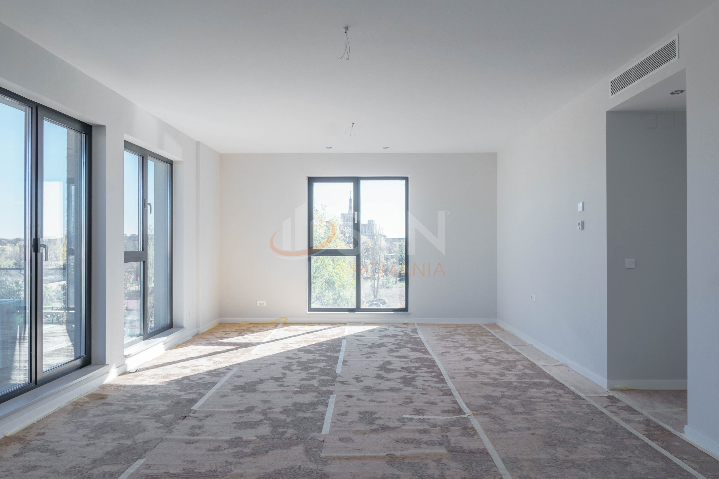 Apartament, 4 camere Bucuresti/Straulesti