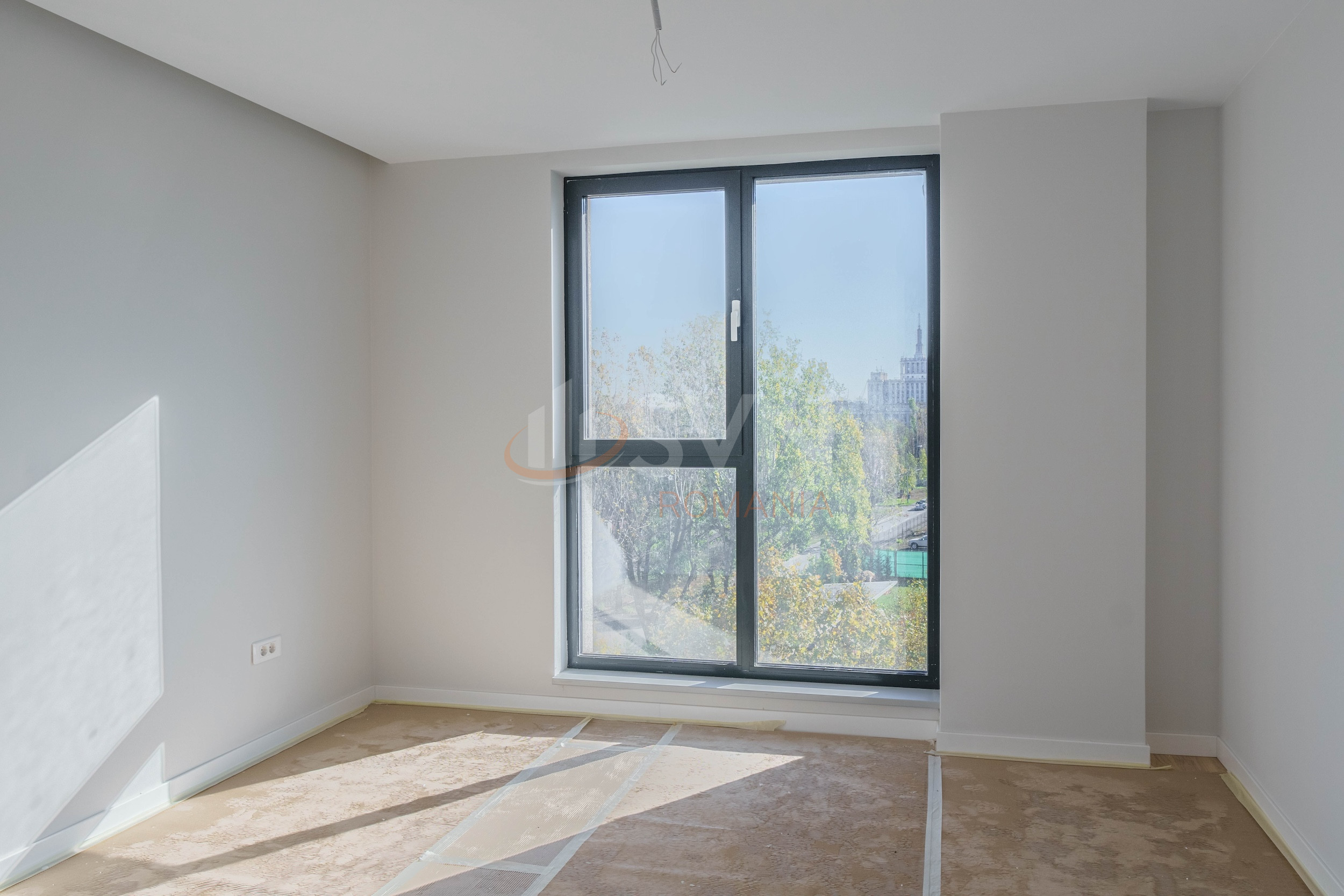 Apartament, 4 camere Bucuresti/Straulesti
