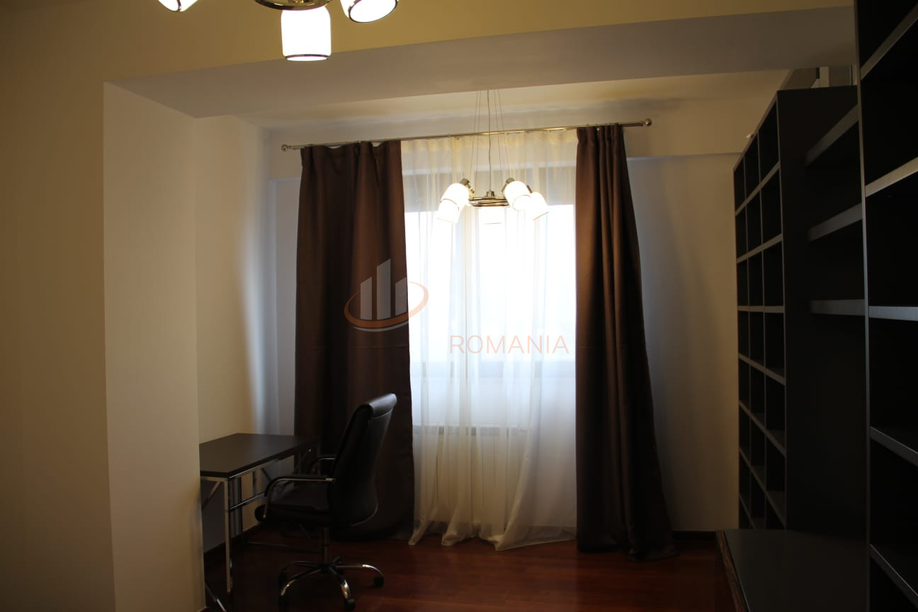 Apartament, 4 camere Bucuresti/Aviatiei