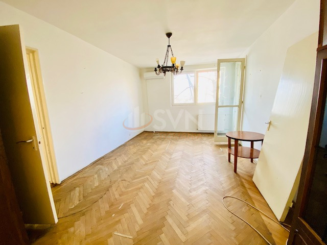 Apartament, 4 camere Bucuresti/Titan