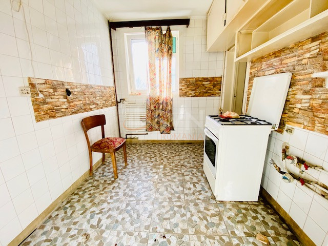 Apartament, 4 camere Bucuresti/Titan