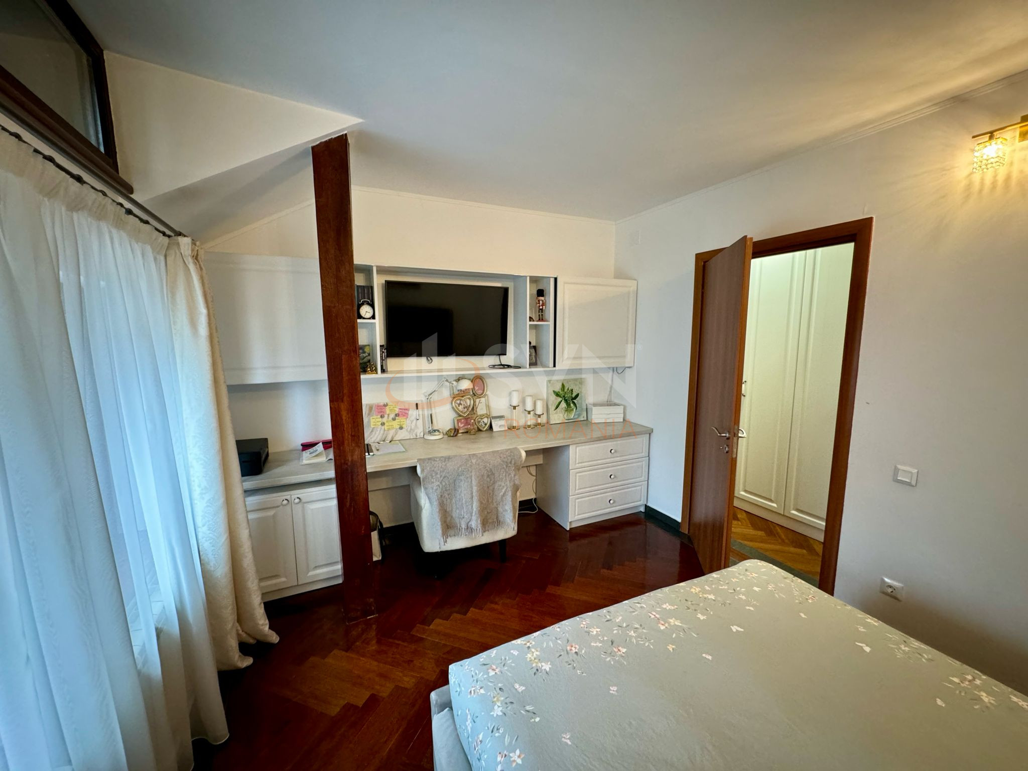 Apartament, 4 camere Bucuresti/Unirii (s3)