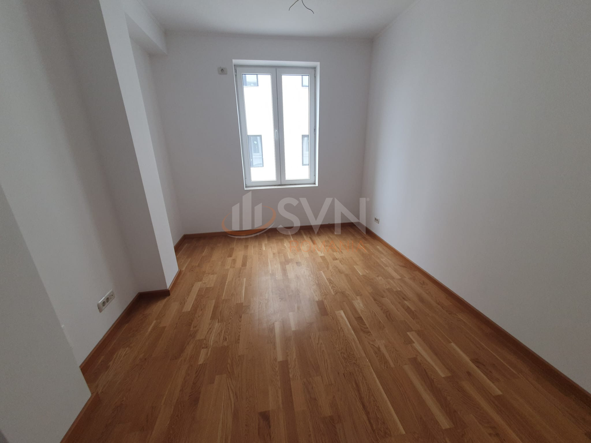 Apartament, 4 camere Bucuresti/Straulesti