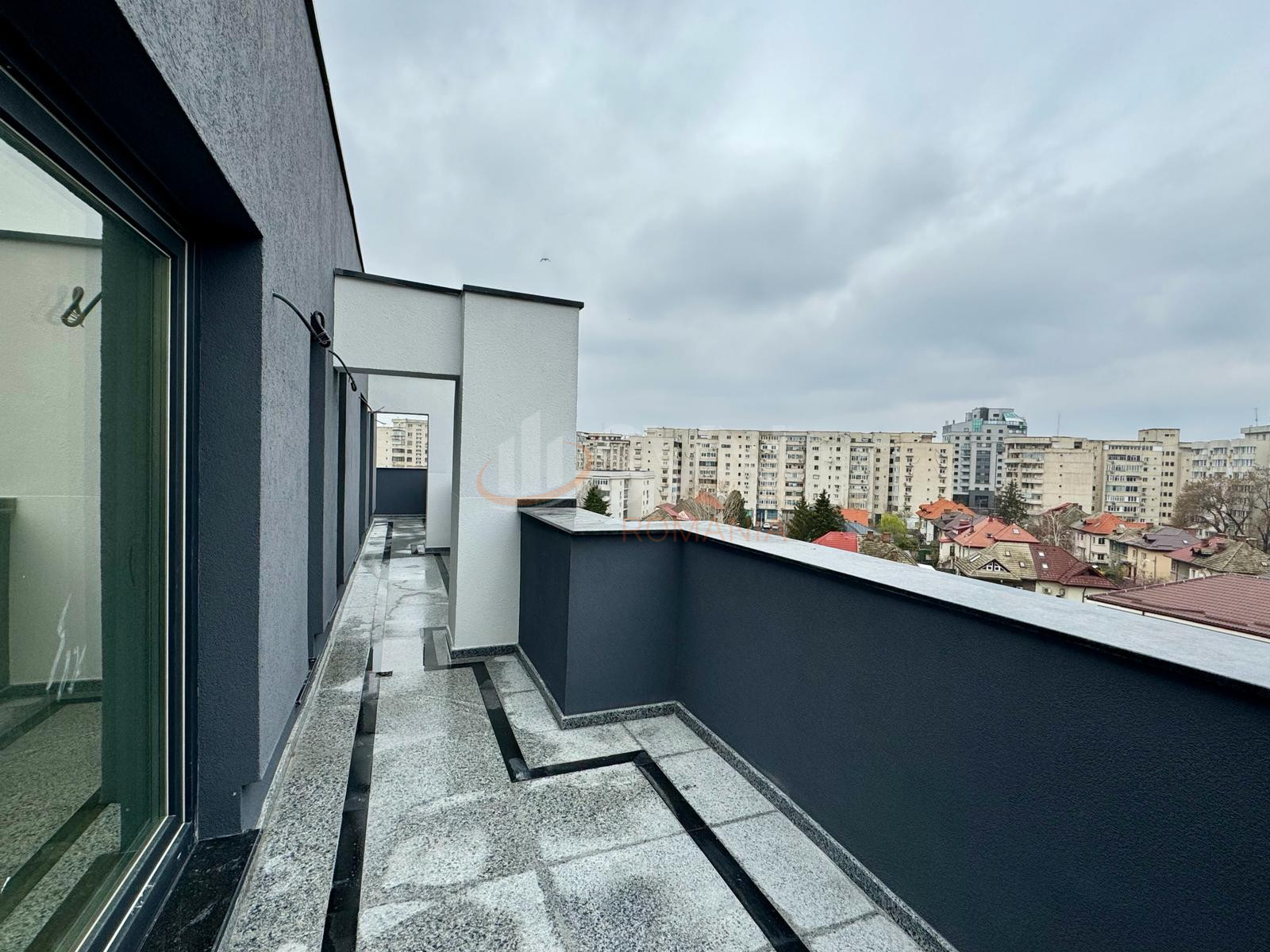 Apartament, 4 camere Bucuresti/Decebal