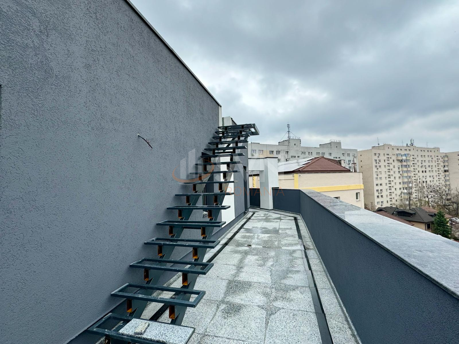 Apartament, 4 camere Bucuresti/Decebal