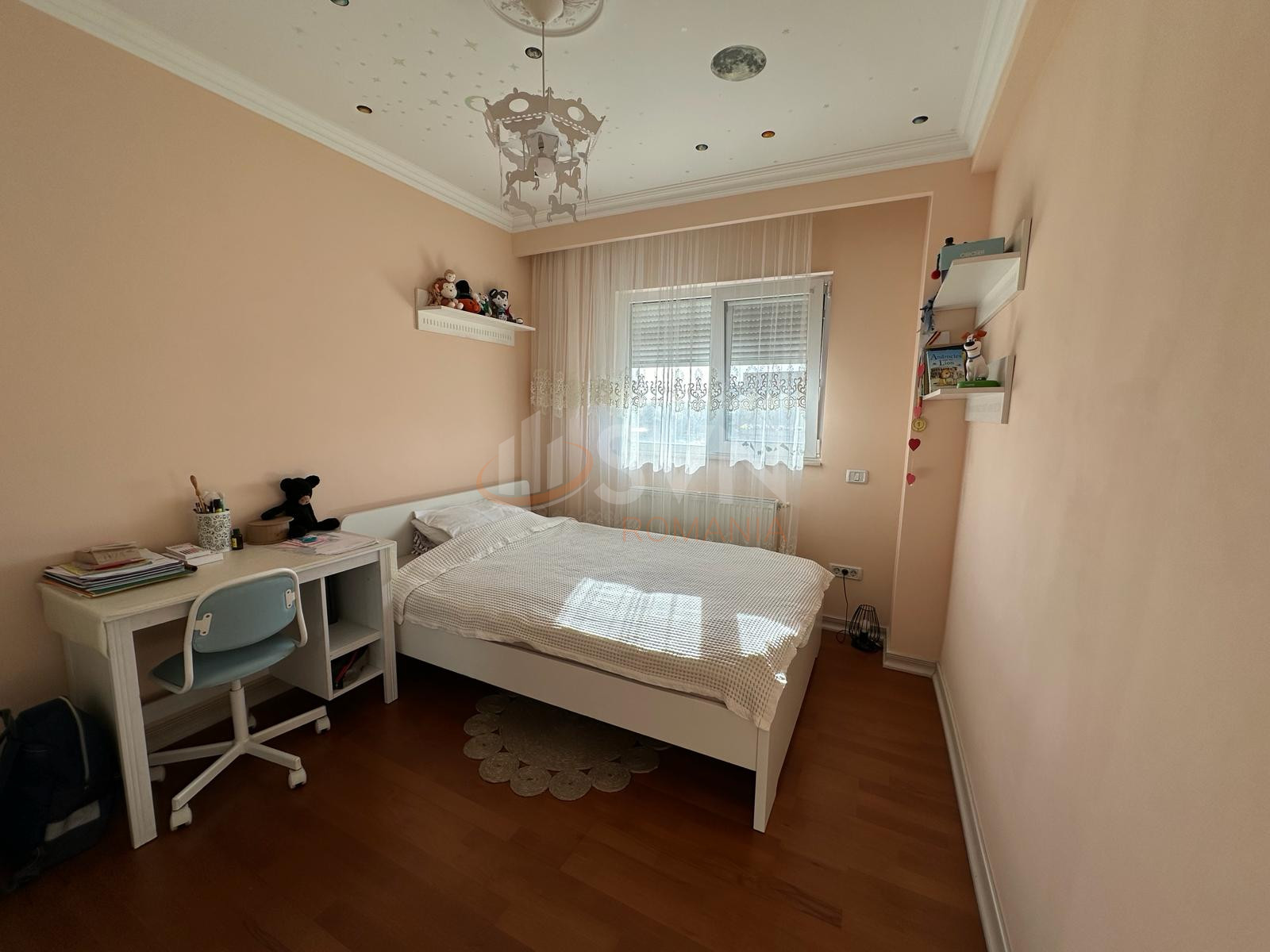 Apartament, 4 camere Bucuresti/Tineretului