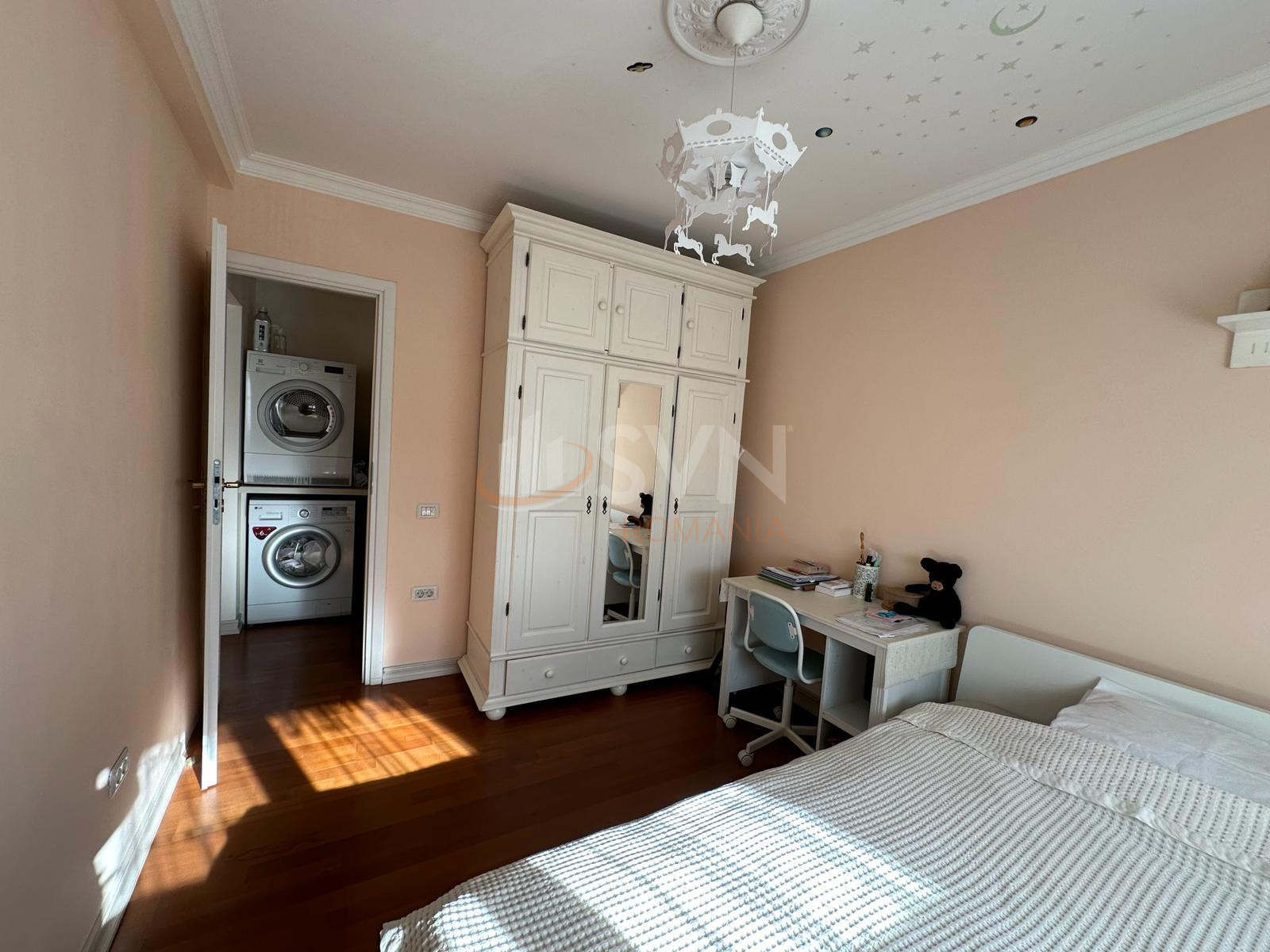 Apartament, 4 camere Bucuresti/Tineretului