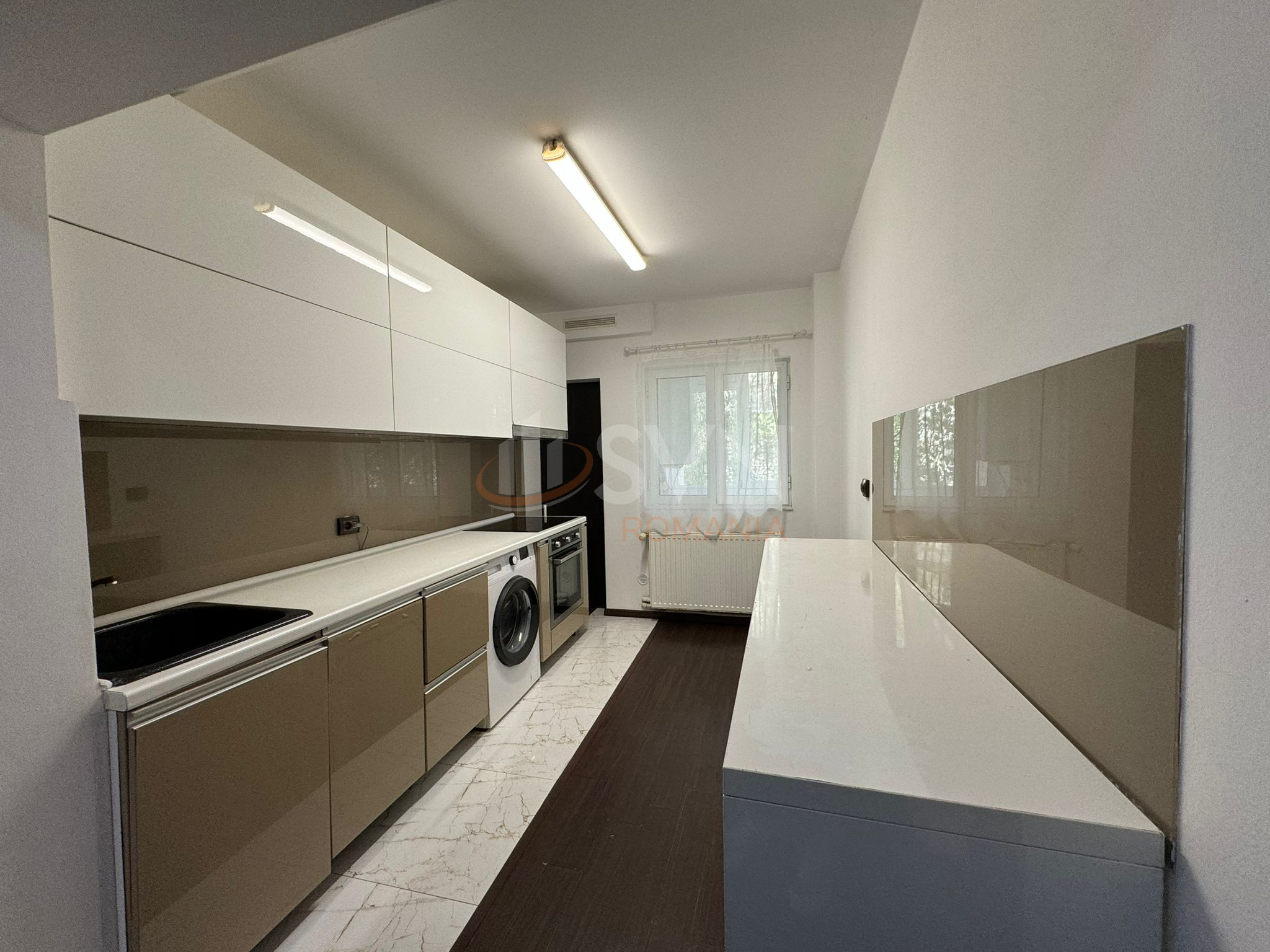 Apartament, 4 camere Bucuresti/Colentina