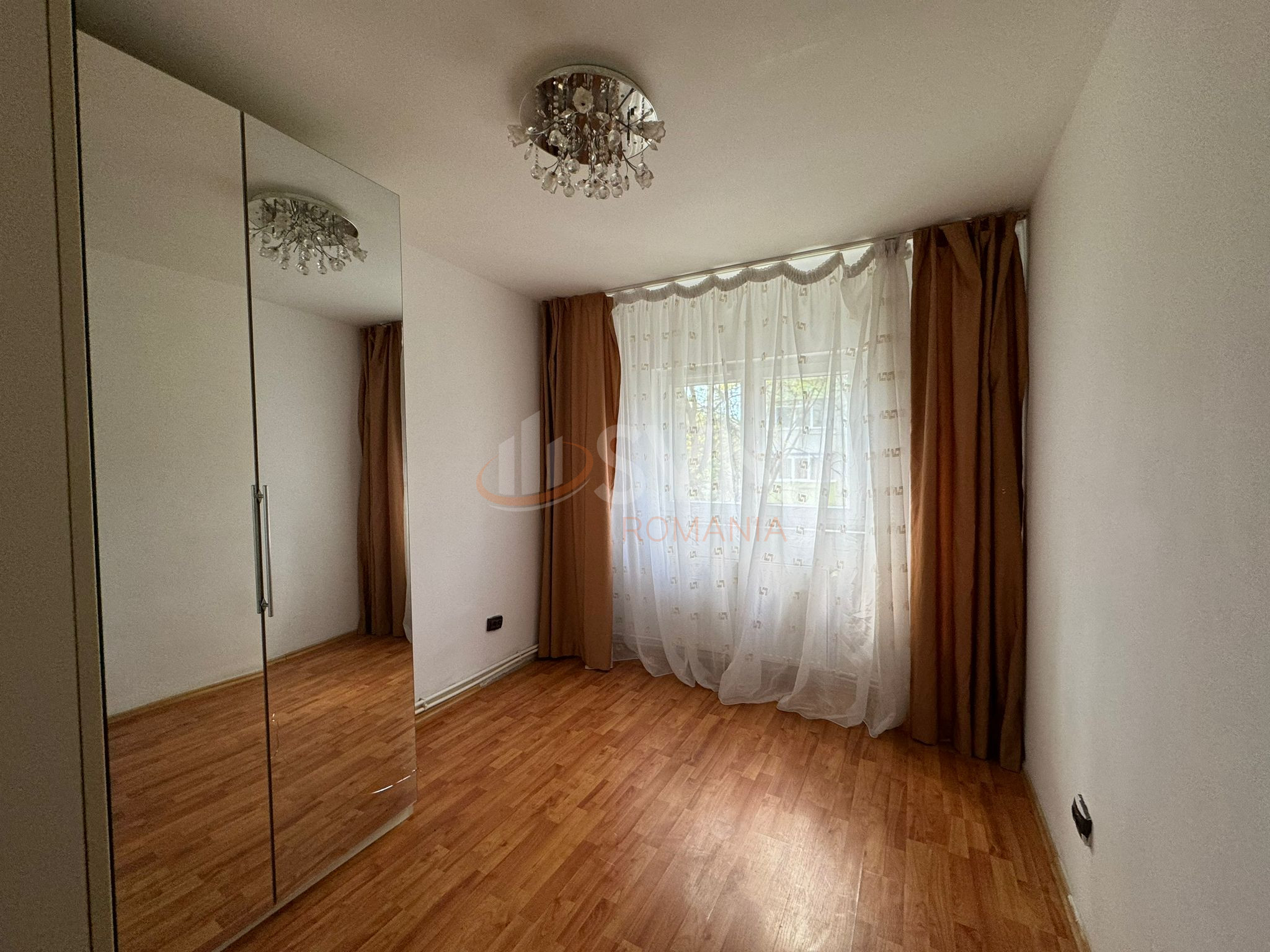 Apartament, 4 camere Bucuresti/Colentina