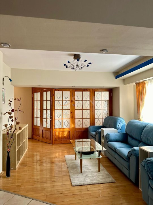 Apartament, 4 camere Bucuresti/Stefan Cel Mare