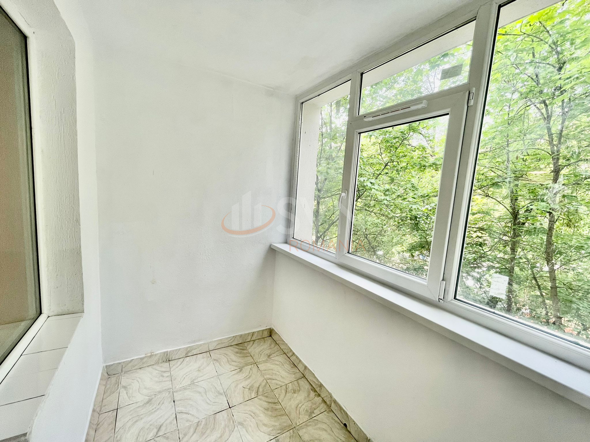 Apartament, 4 camere Bucuresti/Ghencea