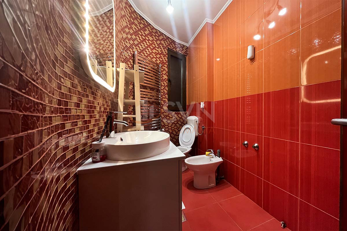 Apartament, 4 camere Bucuresti/Calea Victoriei