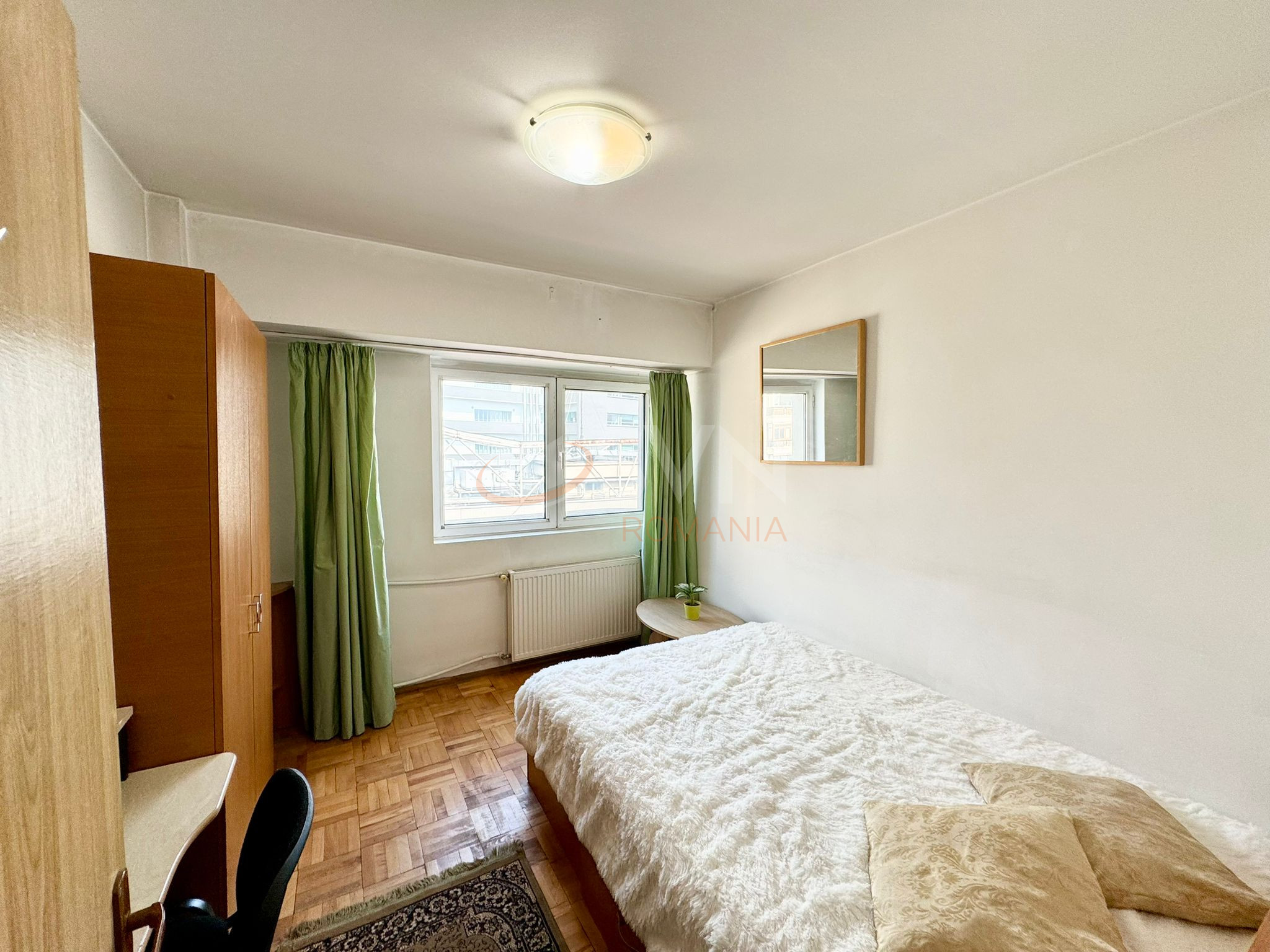 Apartament, 4 camere Bucuresti/Piata Victoriei