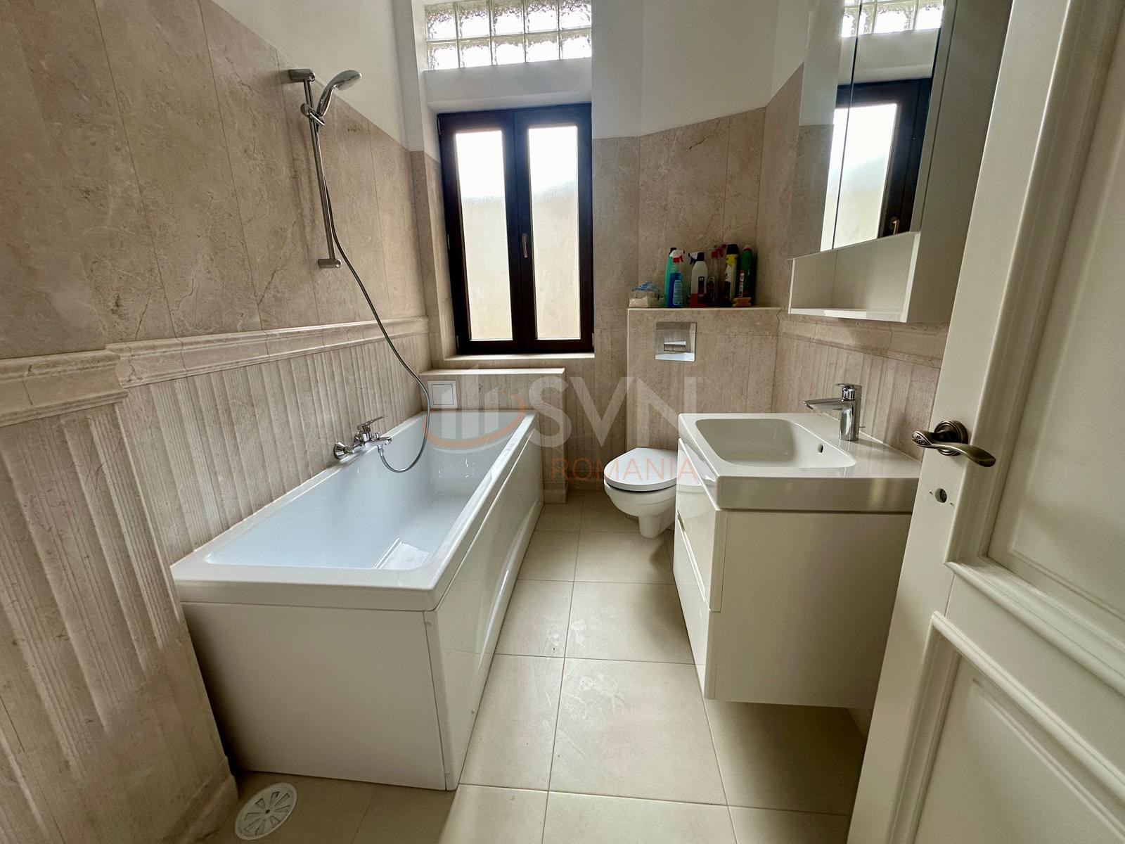 Apartament, 4 camere Bucuresti/Piata Unirii (s3)