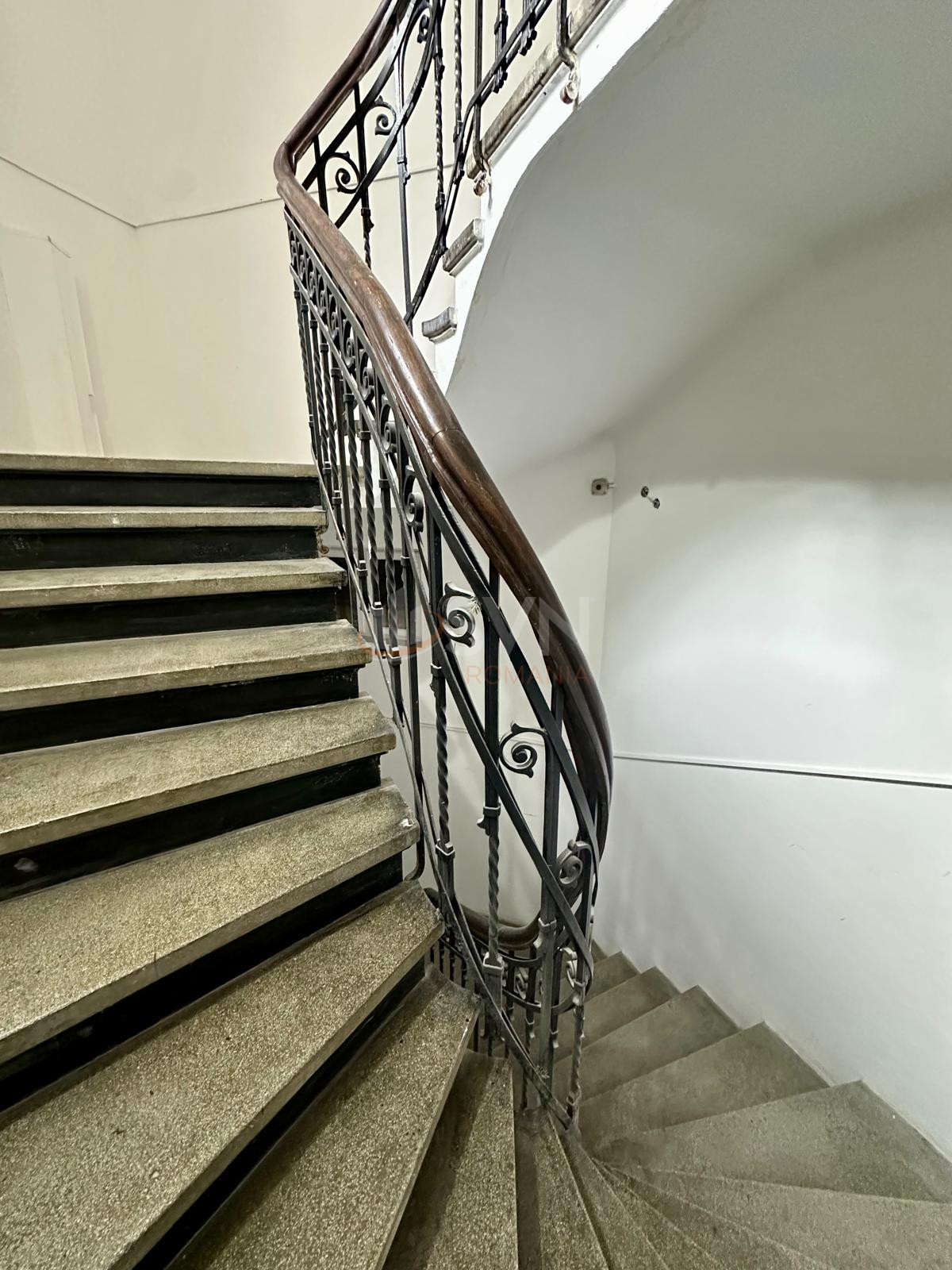 Apartament, 4 camere Bucuresti/Piata Unirii (s3)