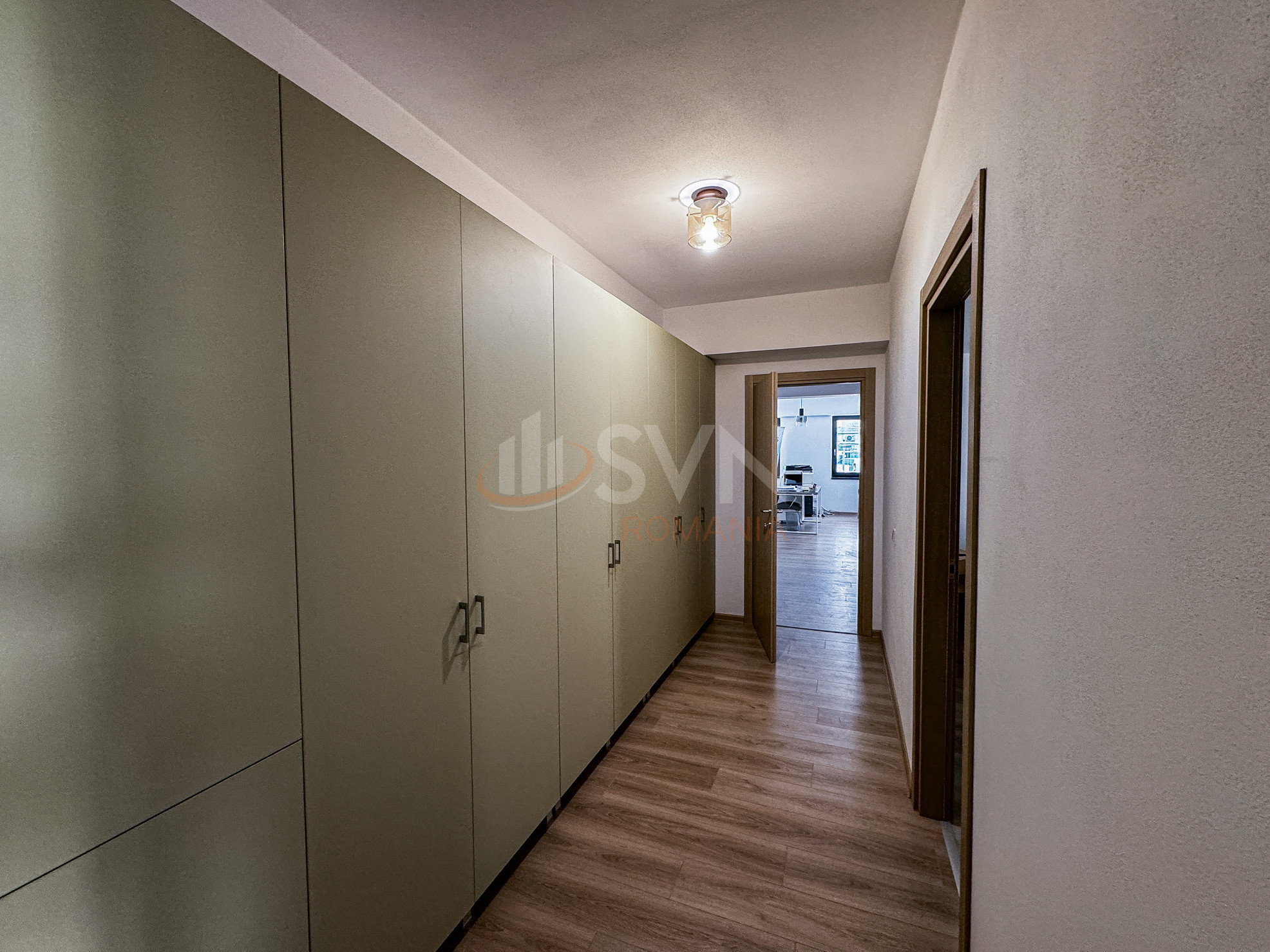 Apartament, 4 camere Bucuresti/Victoriei