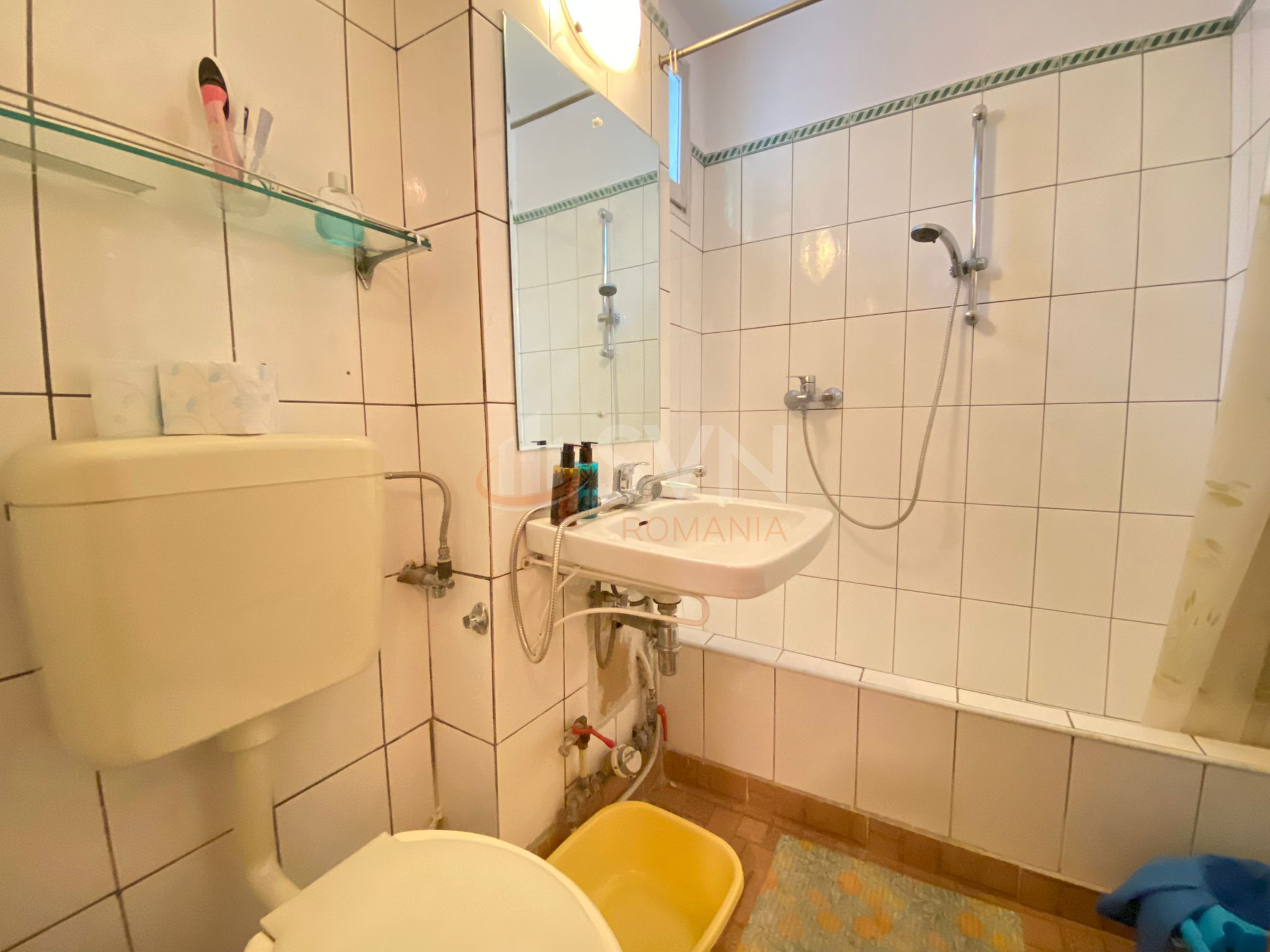 Apartament, 4 camere Bucuresti/Titan