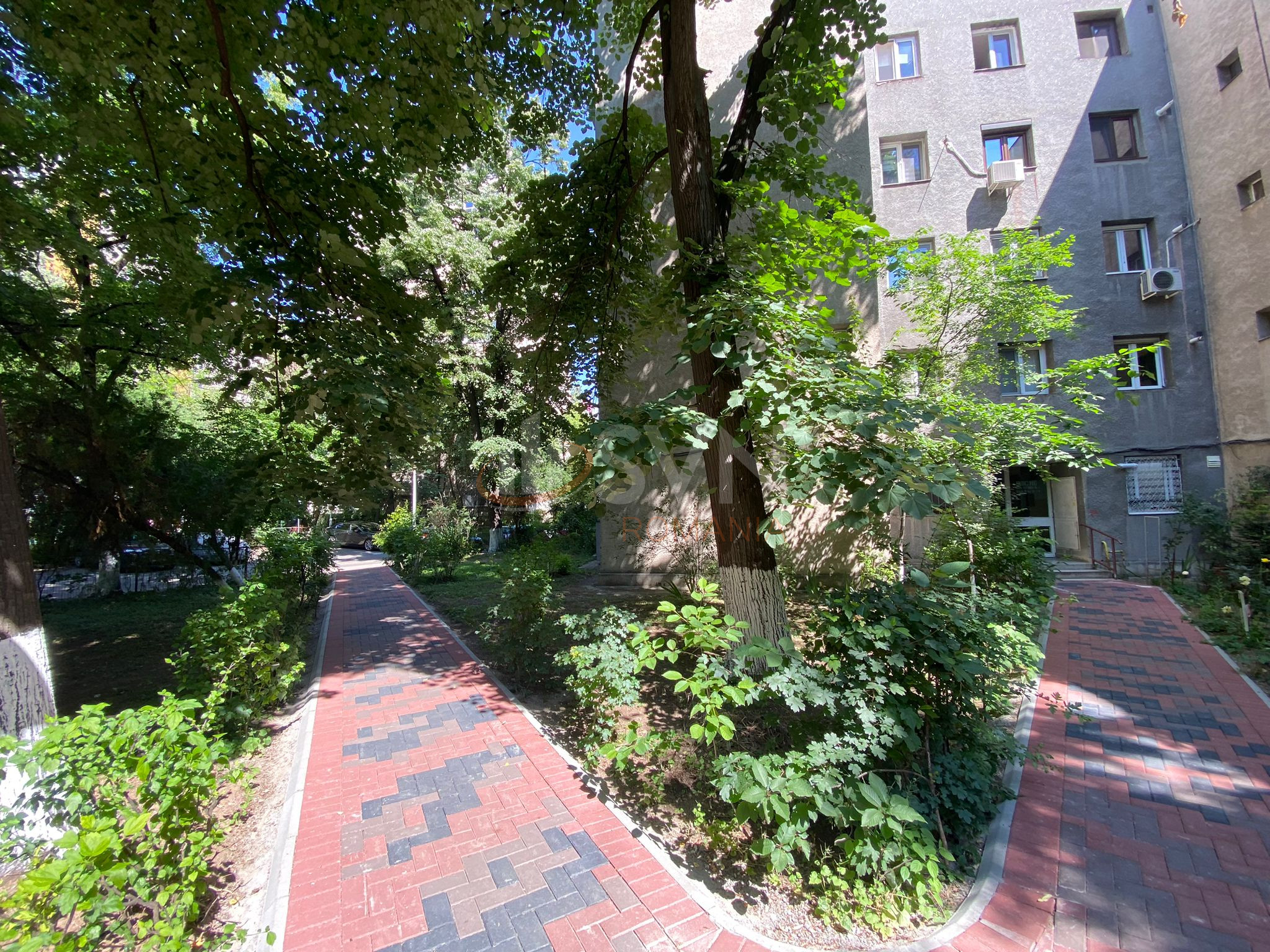 Apartament, 4 camere Bucuresti/Titan