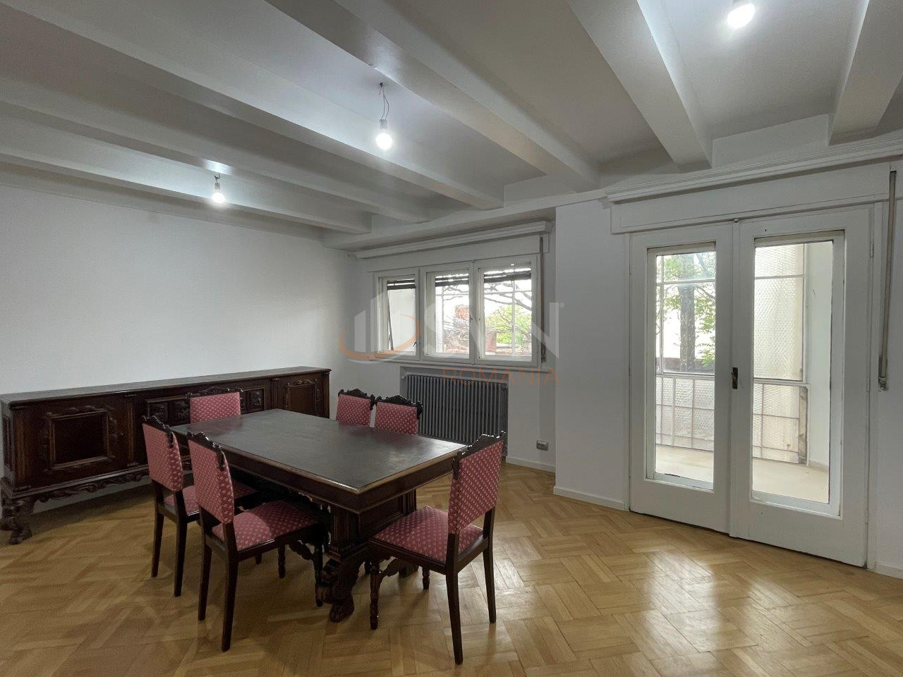 Apartament, 4 camere Bucuresti/Armeneasca