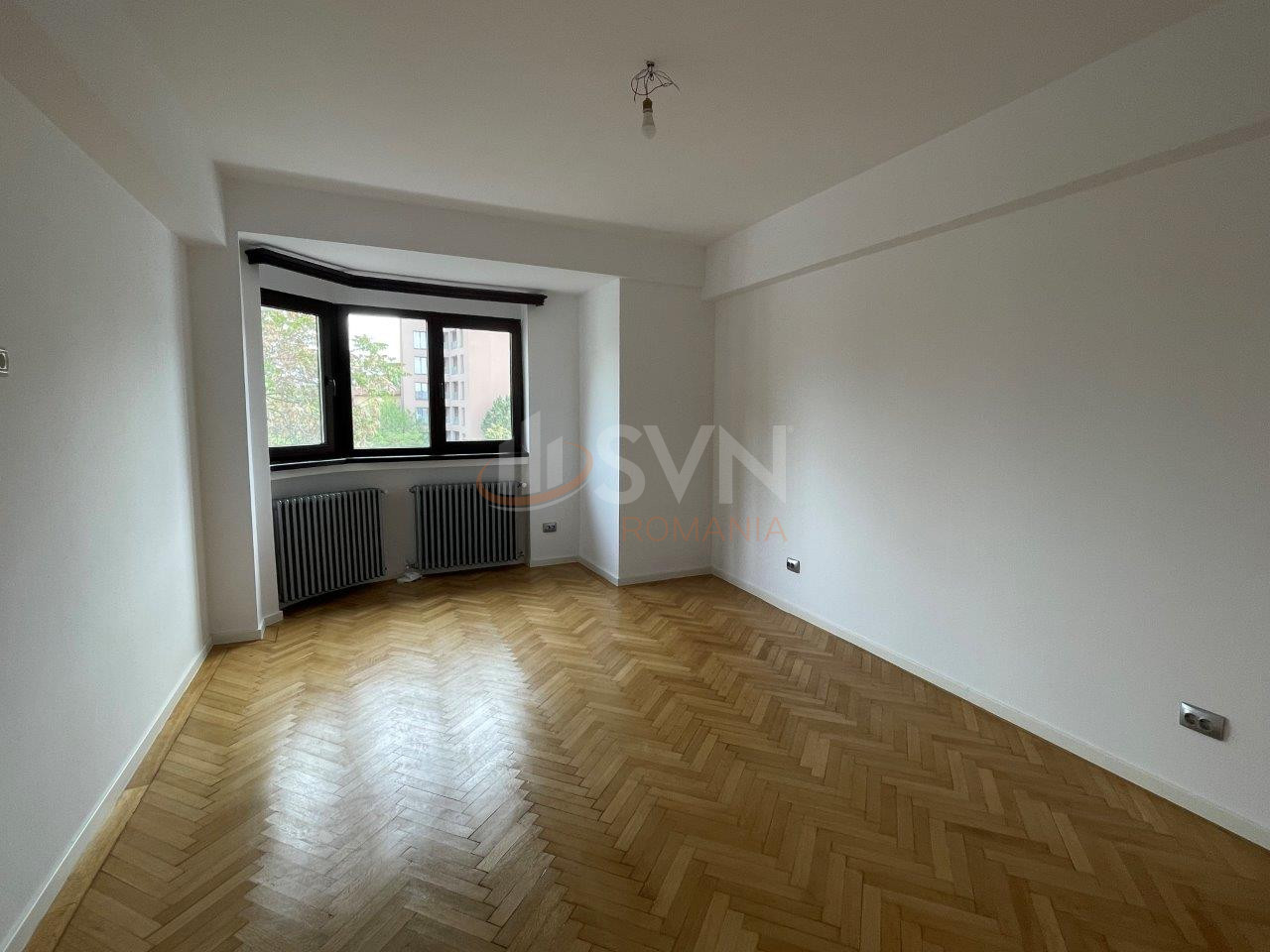 Apartament, 4 camere Bucuresti/Armeneasca