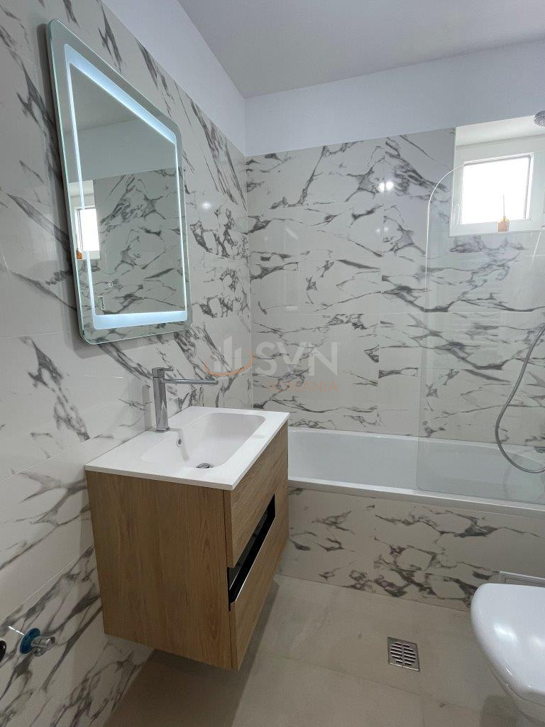 Apartament, 4 camere Bucuresti/Armeneasca