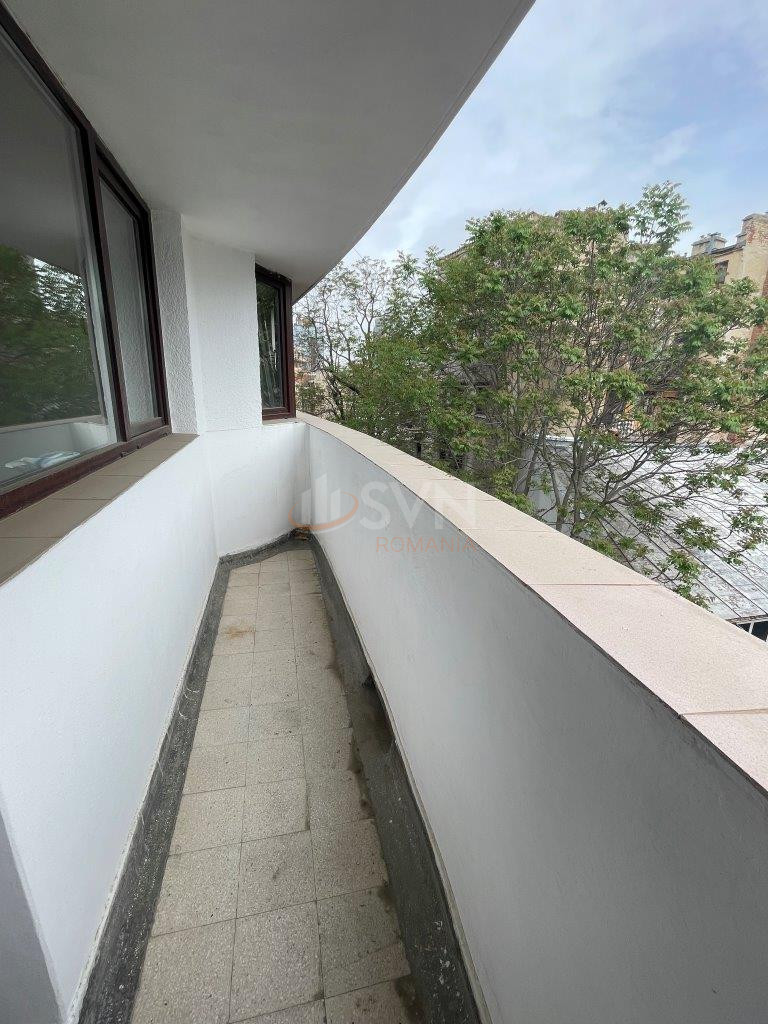 Apartament, 4 camere Bucuresti/Armeneasca