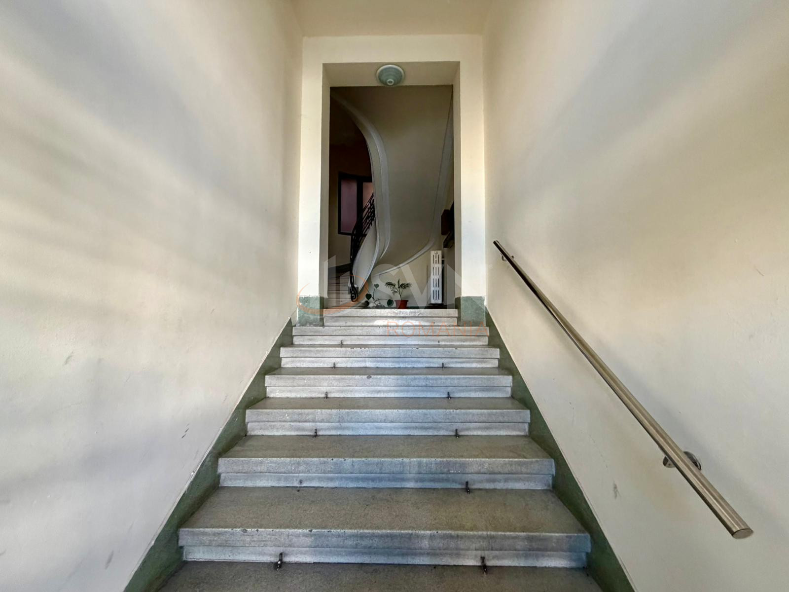 Apartament, 4 camere Bucuresti/Romana