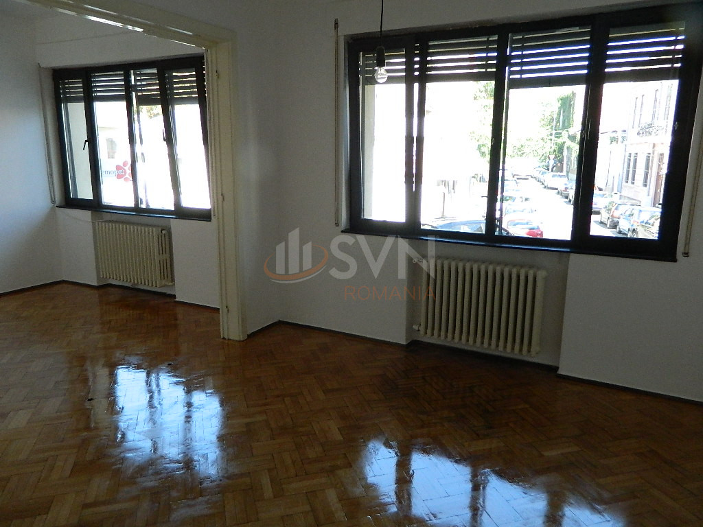 Apartament, 4 camere Bucuresti/Romana