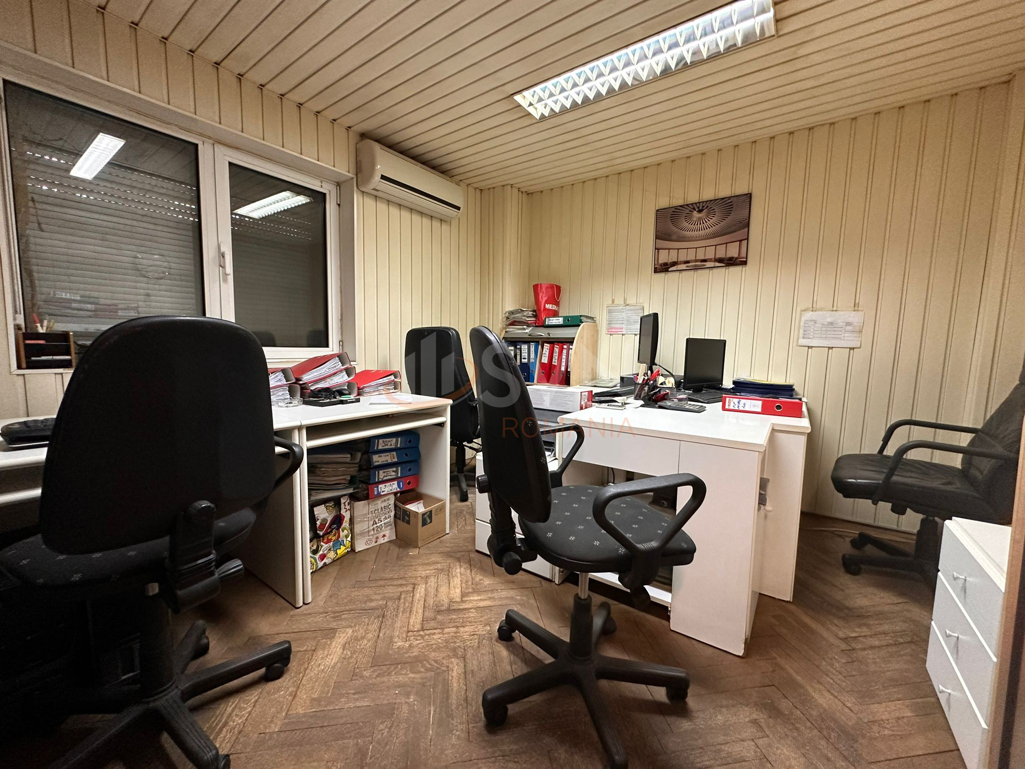 Apartament, 4 camere Bucuresti/Piata Victoriei