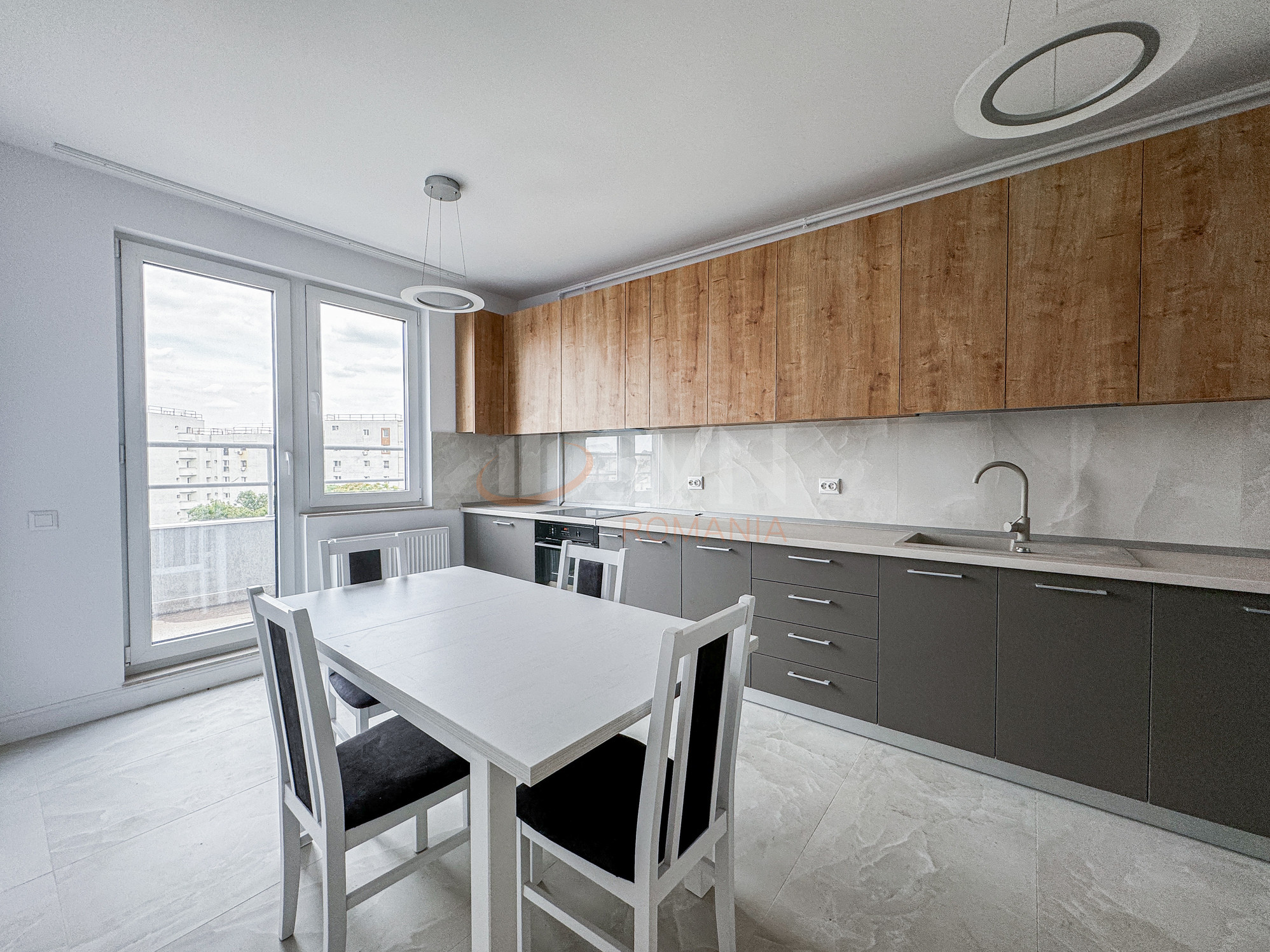 Apartament, 4 camere Bucuresti/Calea Plevnei