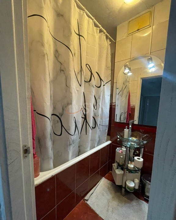 Apartament, 4 camere Bucuresti/Veteranilor