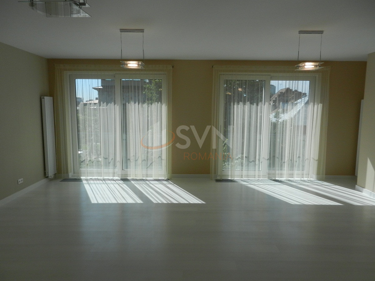 Apartament, 4 camere Bucuresti/Aviatorilor