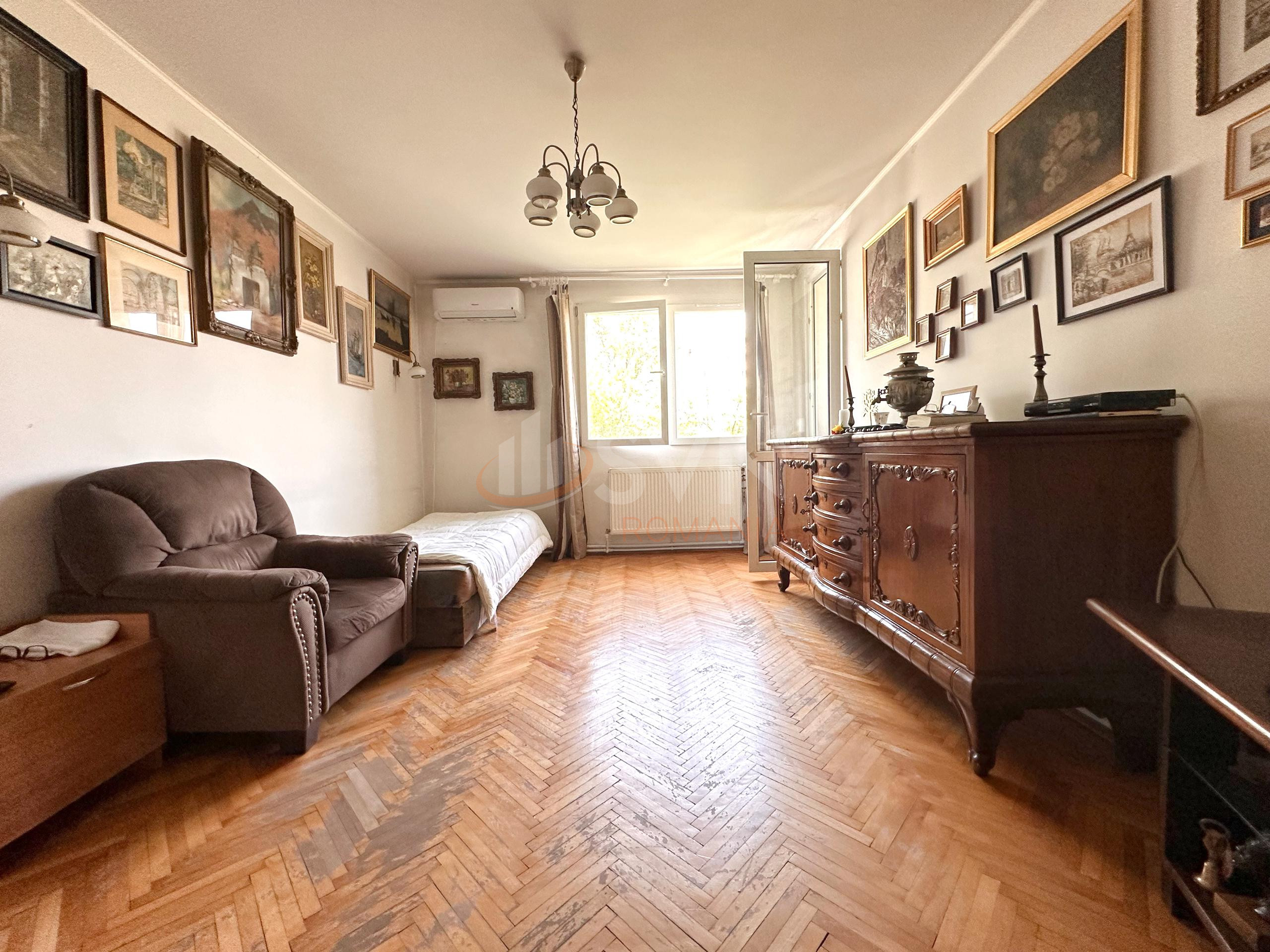 Apartament, 4 camere Bucuresti/Camil Ressu