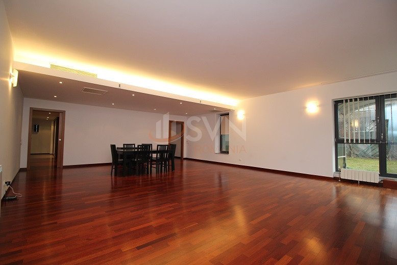 Apartament, 4 camere Bucuresti/Herastrau