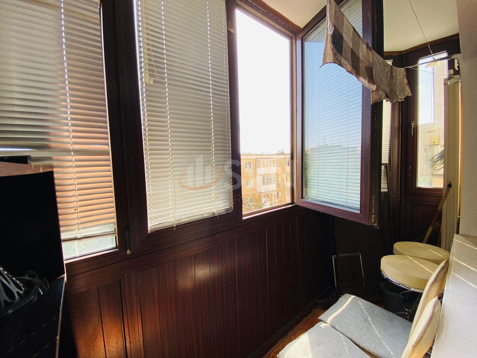 Apartament, 4 camere Bucuresti/Uverturii