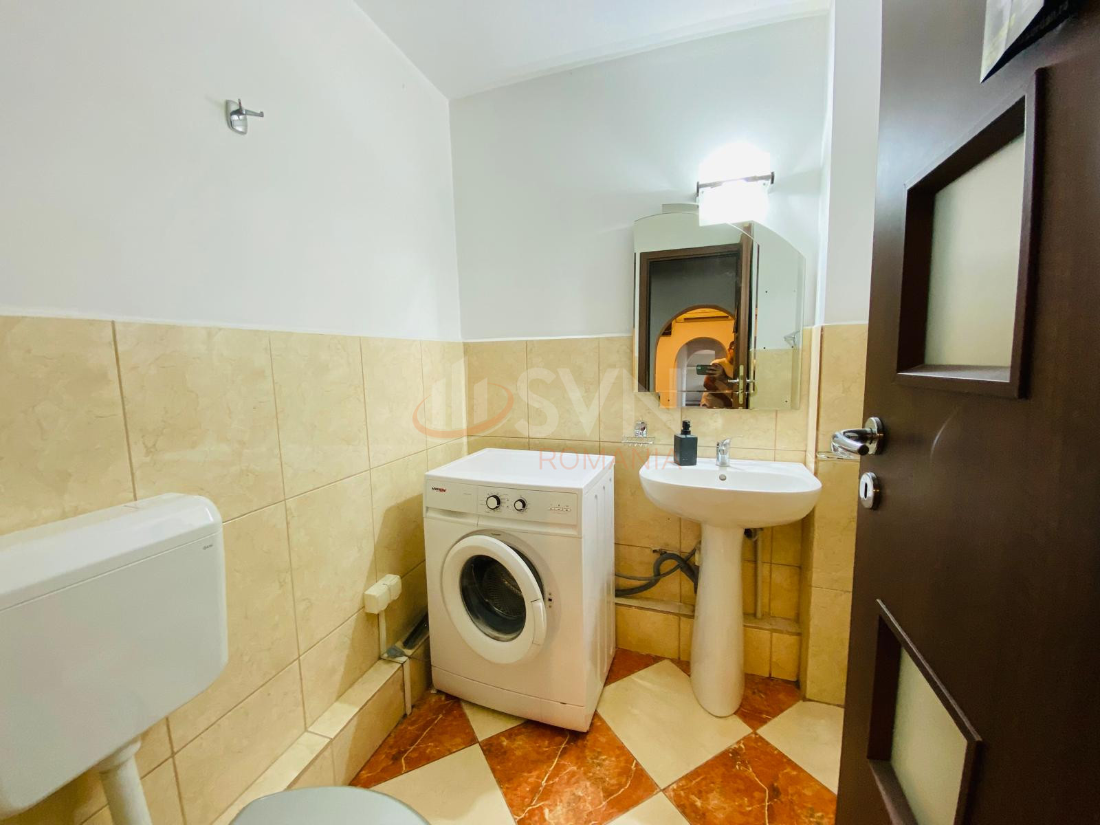 Apartament, 4 camere Bucuresti/Uverturii