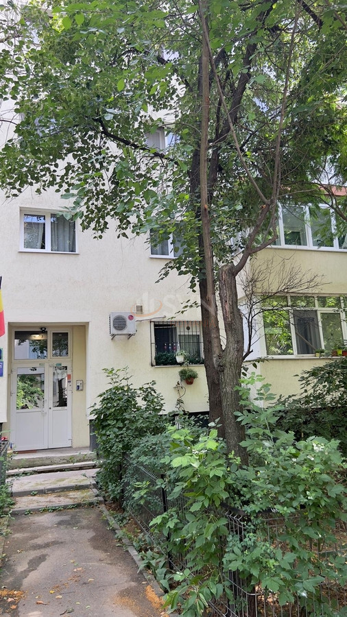 Apartament, 4 camere Bucuresti/Baneasa