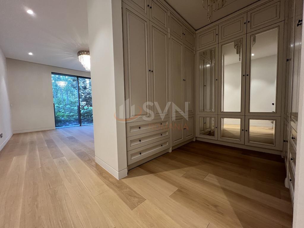 Apartament, 4 camere Bucuresti/Aviatorilor