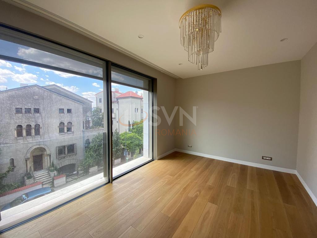 Apartament, 4 camere Bucuresti/Aviatorilor