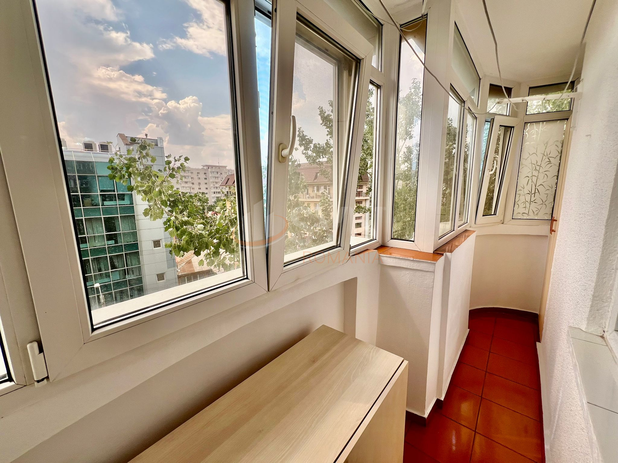 Apartament, 4 camere Bucuresti/Vitan