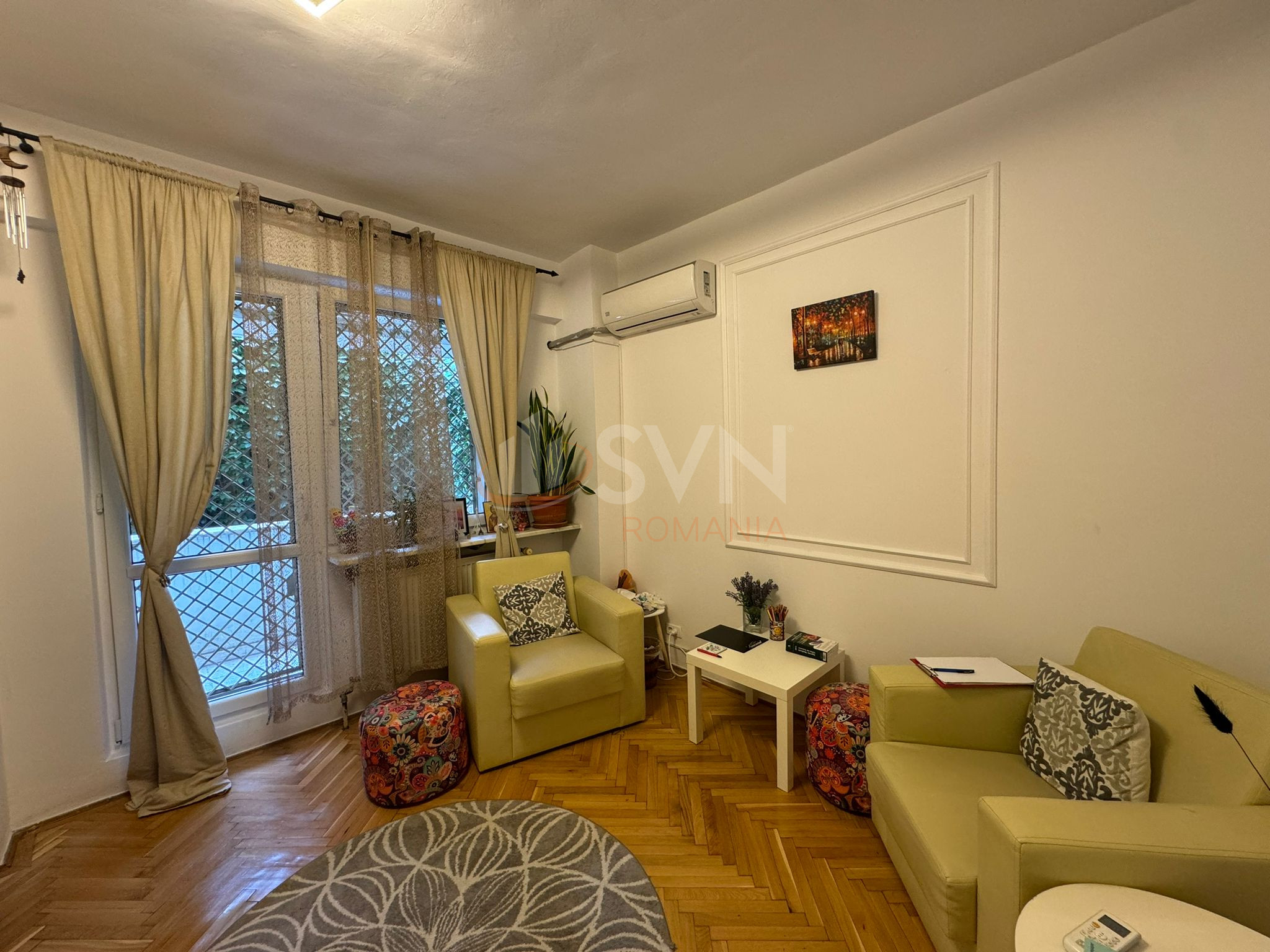 Apartament, 4 camere Bucuresti/Primaverii