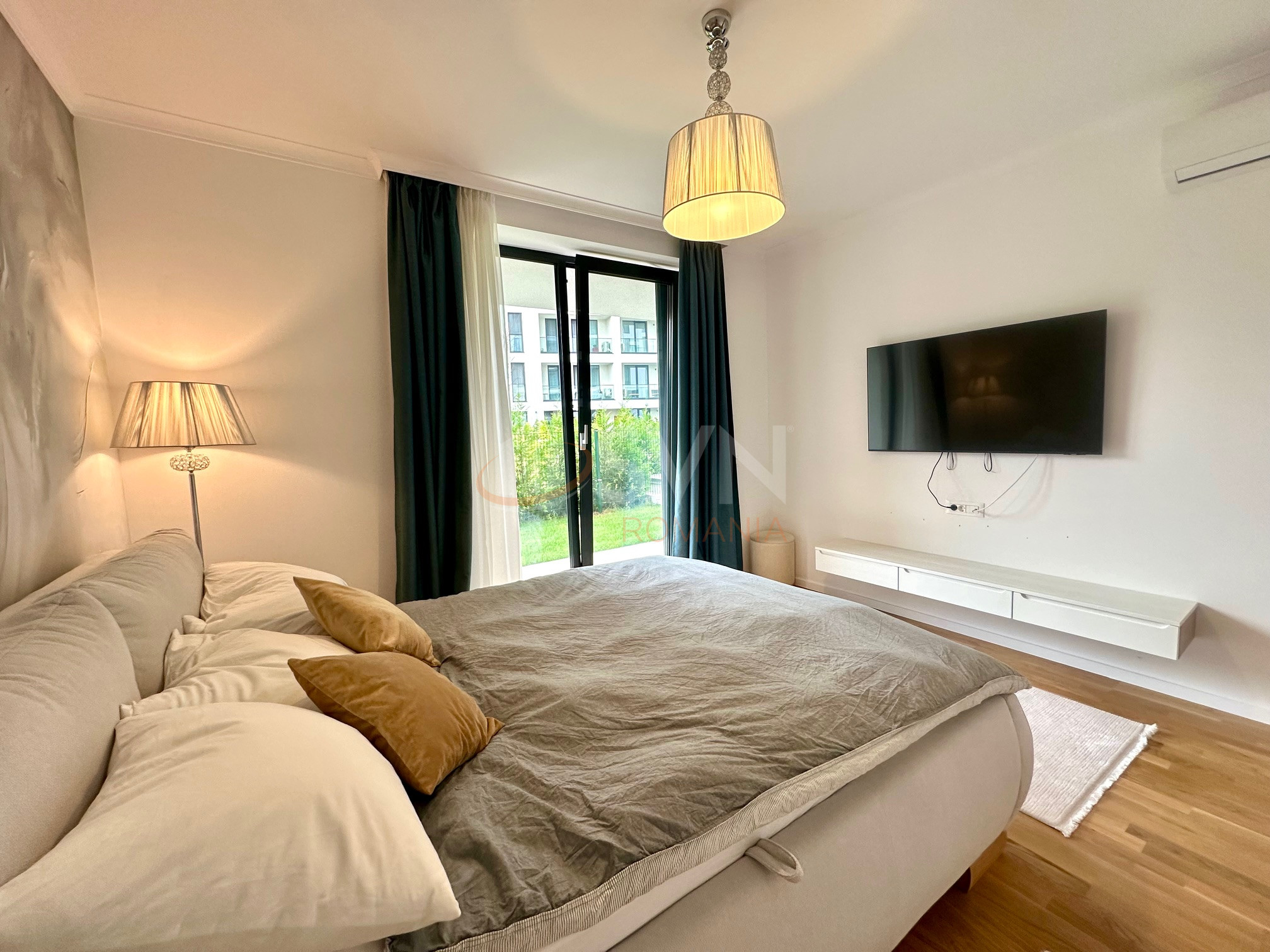 Apartament, 4 camere Bucuresti/Baneasa