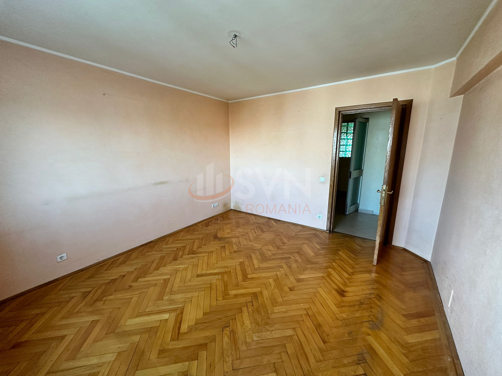 Apartament, 4 camere Bucuresti/Calea Calarasilor